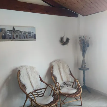 Le Logis Du Pont 公寓